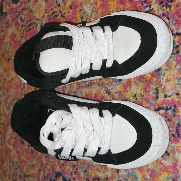 Vans Black and White Sneakers Classic Low-Top Design Chukka Push LS 7 M / 8.5 W - Picture 3 of 10